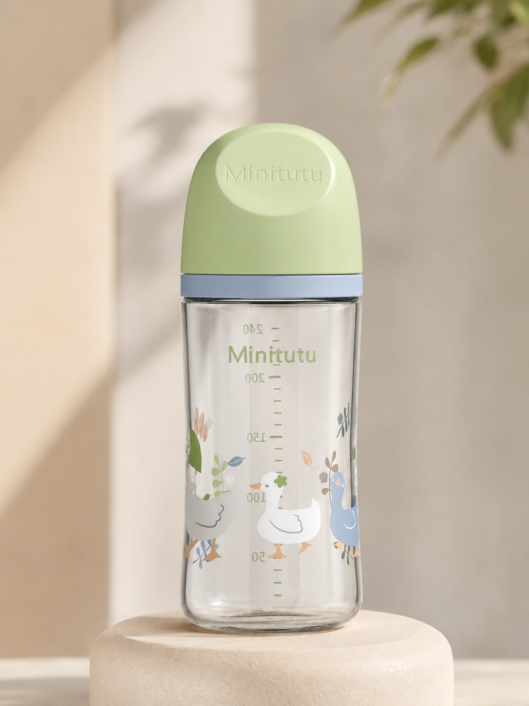 Minitutu 240ml Anti-Falling Glass Baby Feeding Bottle | BPA Free Medium Borosilicate Glass | Soft Silicone Nipple | 3+ Months | Model CB526